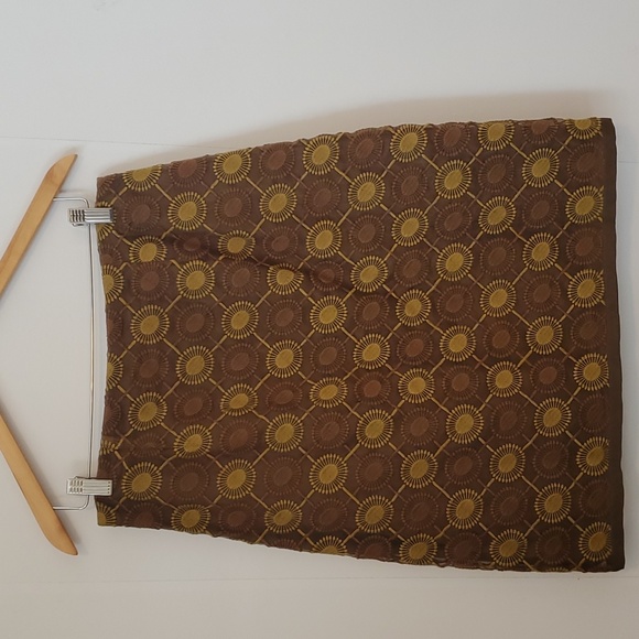 Boden Amaranth Embroidered Skirt in Olive Green - Picture 4 of 8